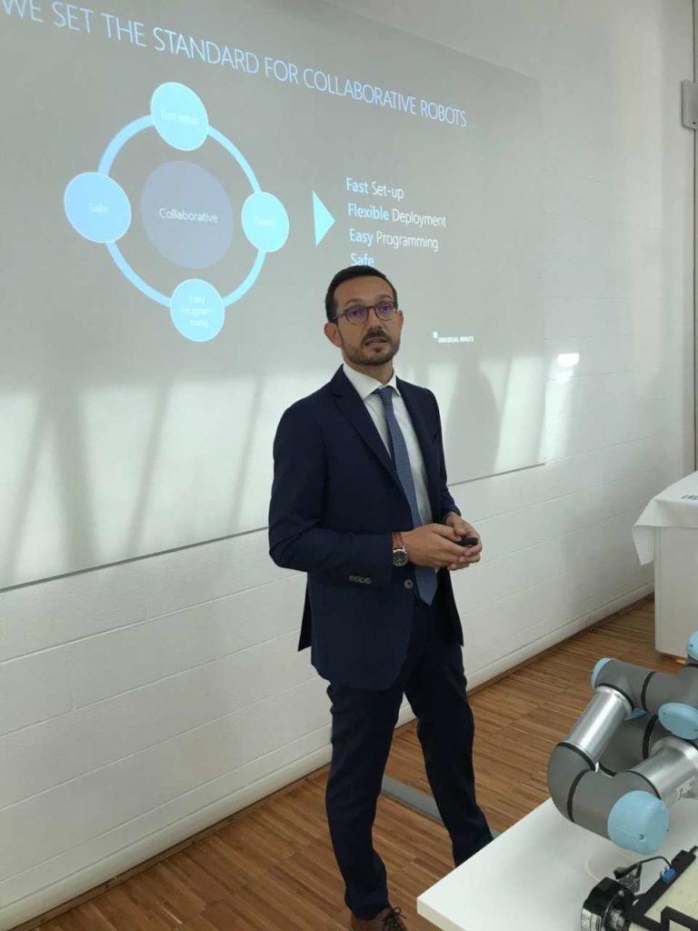 Con il nuovo cobot UR16e, Universal Robots alza il payload a 16 kg