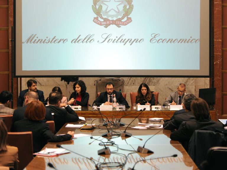 Confronto al Mise sull’impatto economico del coronavirus