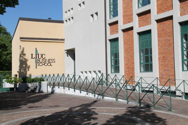 LIUC: fare impresa oggi in modo sostenibile