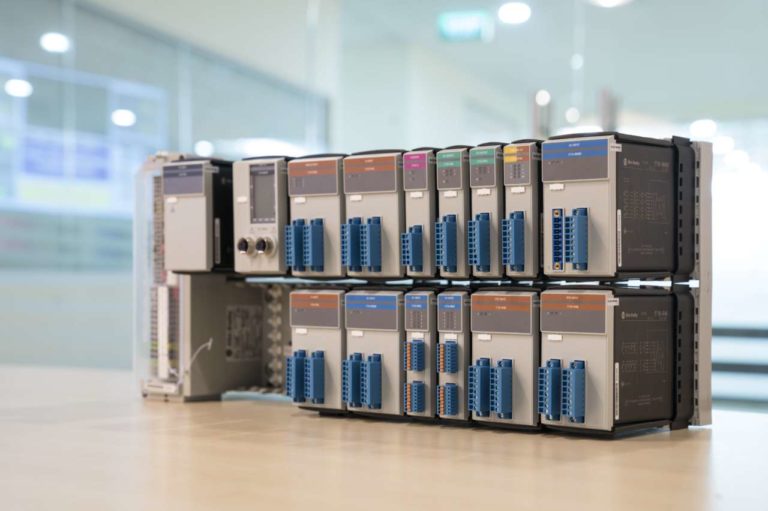 Nuovi moduli I/O Rockwell Automation semplificano le connessioni dei dispositivi in aree pericolose   