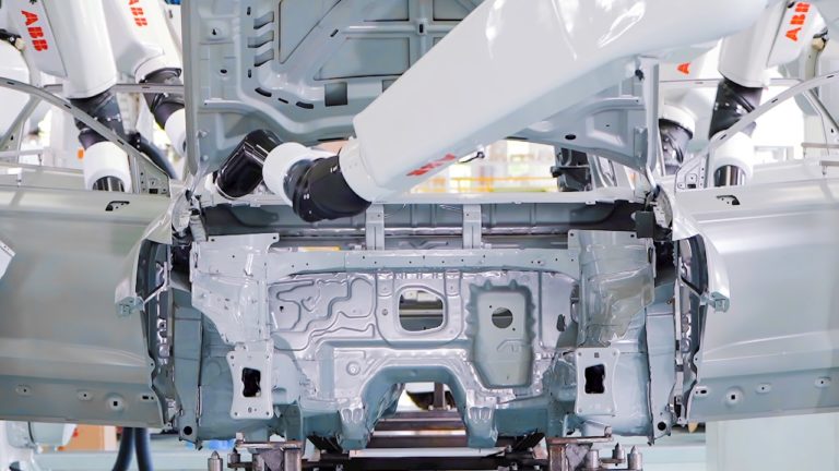 Compact Interior Paint, la soluzione ABB per la verniciatura robotizzata nell’automotive