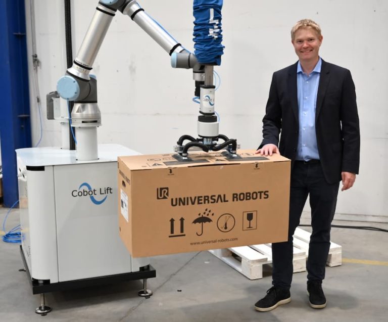 Alumotion distribuisce Cobot Lift