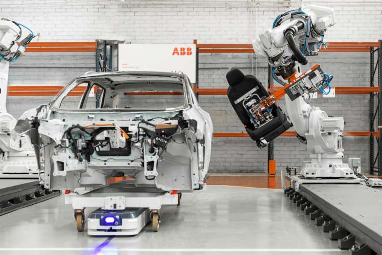Robot mobili autonomi: Abb acquisisce Asti Mobile Robotics Group