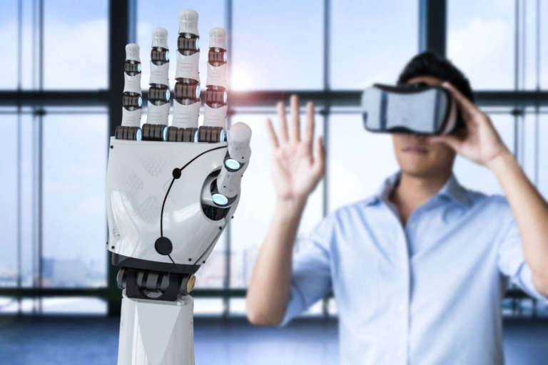 L'interazione persone-macchine mette in gioco numerosi elementi che insieme influiscono virtuosamente sulla progettazione degli HMI (Human-Machine Interface) di nuova generazione