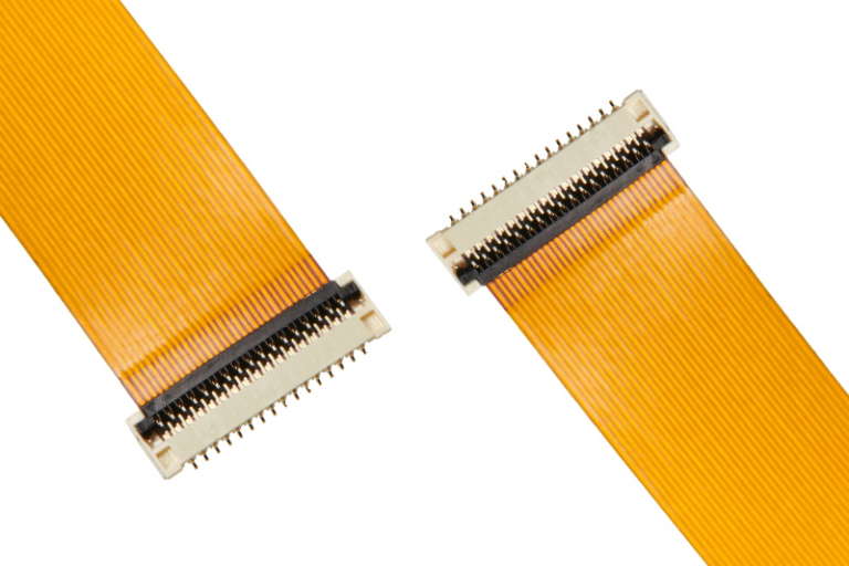 RS Components estende la gamma di prodotti Molex per l'interconnessione, che include antenne, connettori industriali e FFC