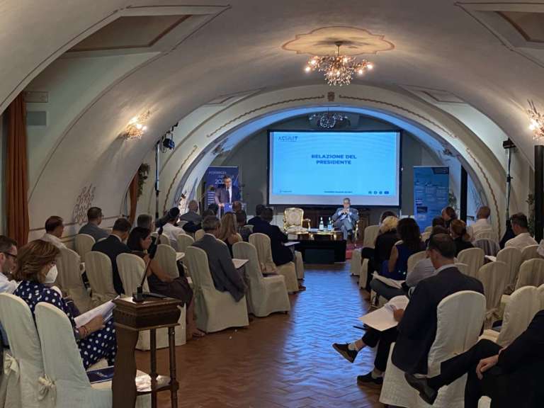 Industria tessile: numeri positivi grazie a 4.0 e sostenibilità