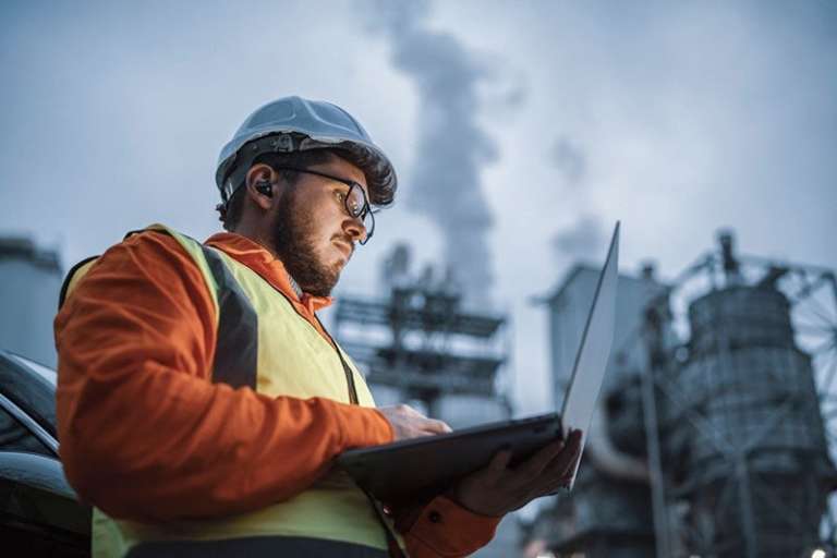 Ridurre i rischi legati alle reti convergenti IT/OT con la visibilità