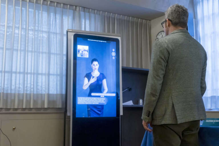 L'assistente virtuale che interagisce in LIS