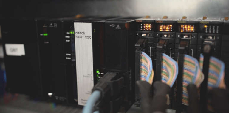 Relè perfetti con il monitoraggio dati in tempo reale