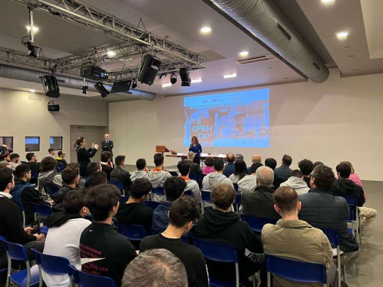 Industria 4.0: la strategia dell’ITS Lombardia Meccatronica per ridurre lo skill gap