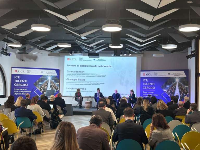 competenze digitali cercasi 2023