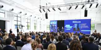 intelligenza artificiale filosofo floridi