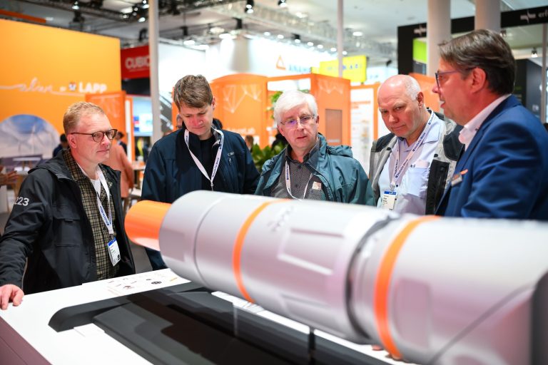 LAPP a SPS 2025: Connettività, innovazione e responsabilità per l’automazione di domani