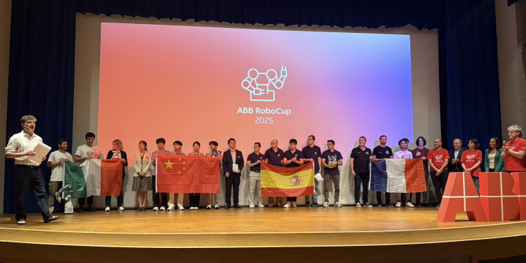 ABB RoboCup 2025: hanno vinto innovazione e talento nella robotica educativa