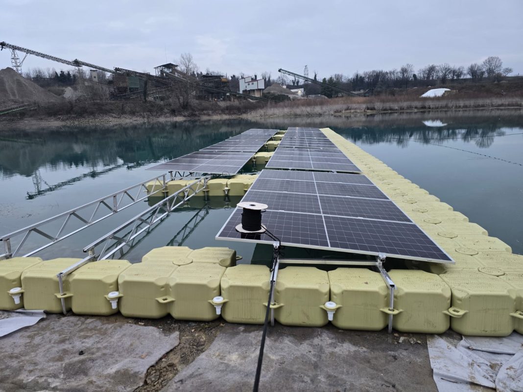 piattaforma-flottante-fotovoltaico-