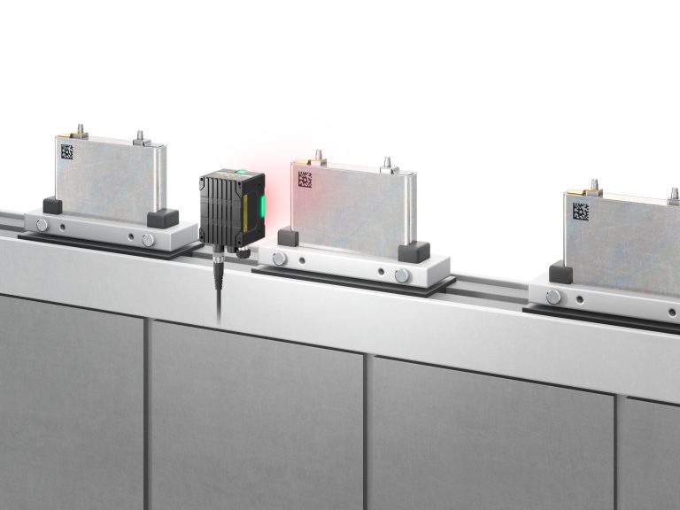 OMRON presenta il lettore di codici a barre di nuova generazione VHV5-F