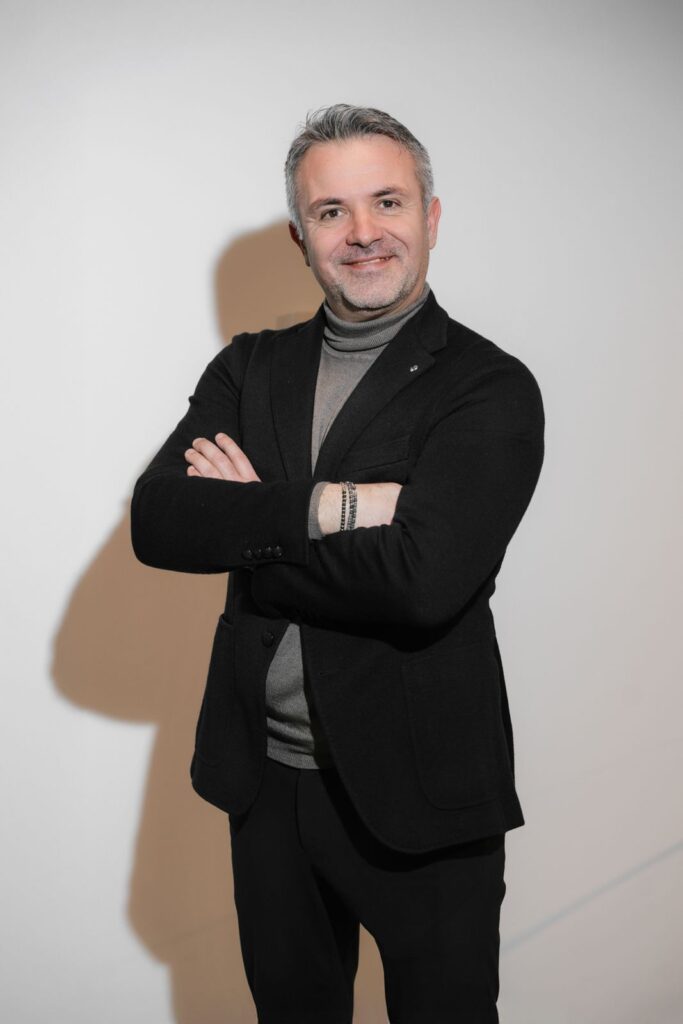 Tommaso Pozzi all'evento Fabric AI Day organizzato da relatech e microsoft sull'importanza della governance dei dati nell'AI