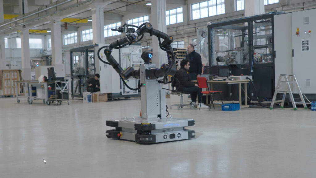 Robotica industriale: il “semi-umanoide” mobile apre una nuova frontiera per il kitting automatizzato