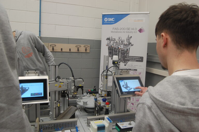 Automotive, smart diagnostics e robotica nei corsi del nuovo biennio di ITS Lombardia Meccatronica Academy
