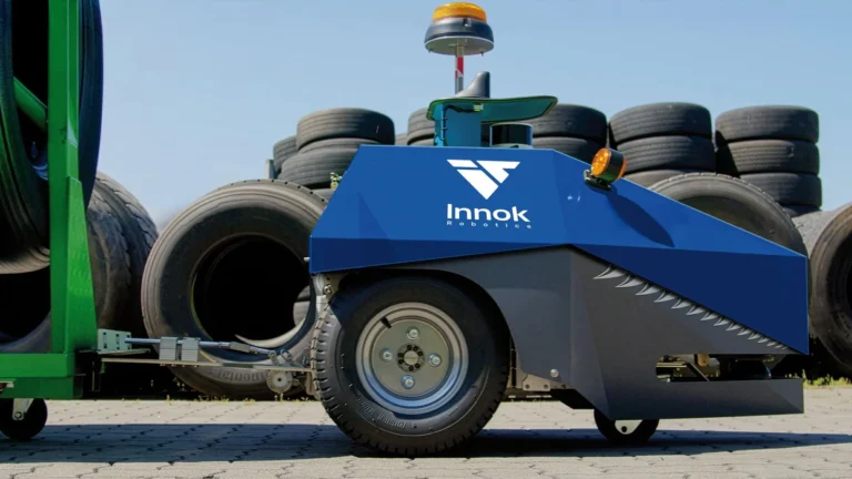 Robot di servizio professionali: nel 2025 le vendite crescono del 24%