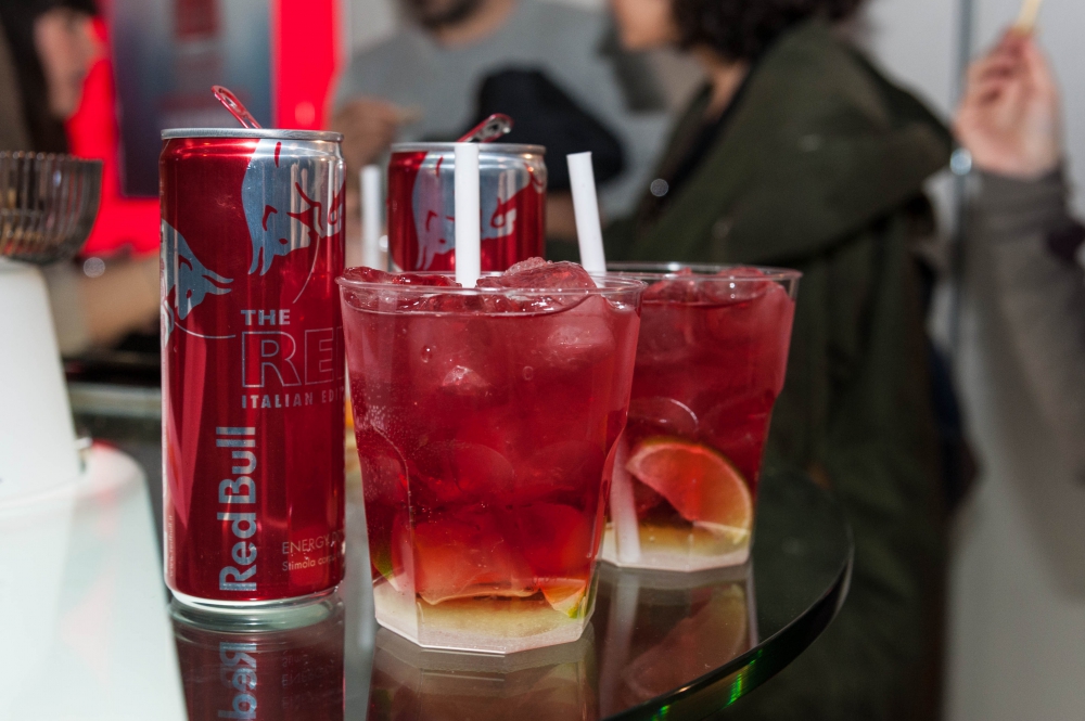 tumbler con Red Bull Red Edition