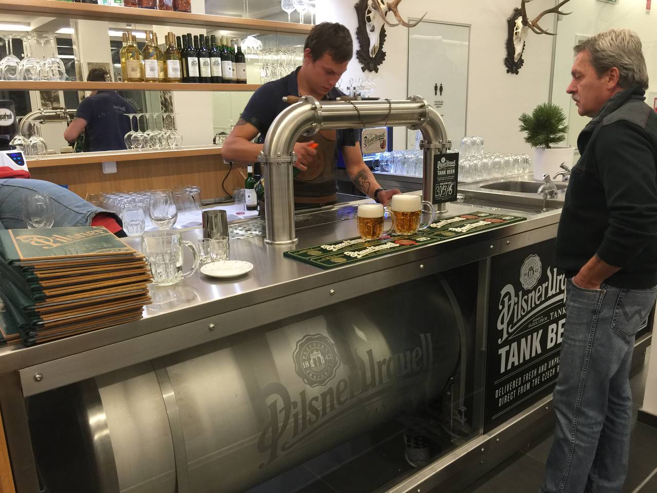 pilsner_urquell_tank_beer