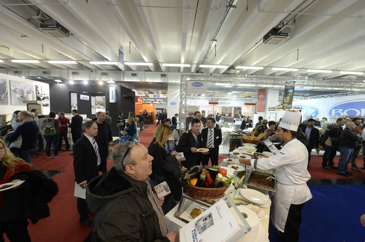 ExpoRivaHotel2015_stand2