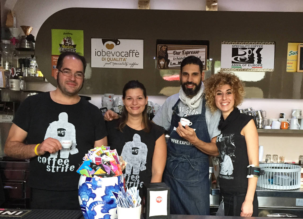 bix_cafe_staff