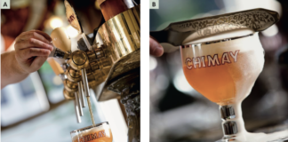 Spillatura di birra belga (foto courtesy Chimay)