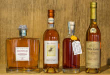 Brandy Italiano, quattro artigianali suonano la carica I magnifici quattro brandy artigianali: Historiae Brandy Portegnàc Pilzer, Acquavite Divino Pojer e Sandri, Capovilla 1998, Villa Zarri. Foto Mauro Fermariello