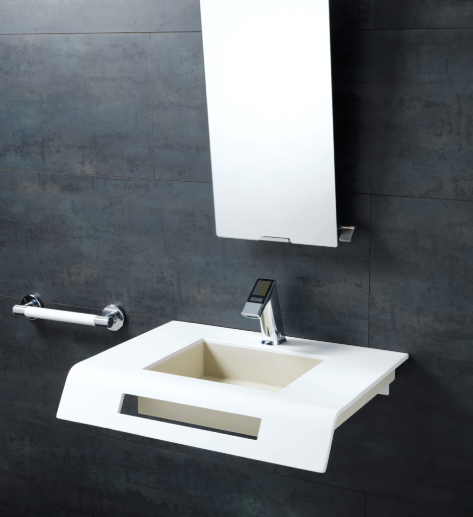 bagno per disabili al bar