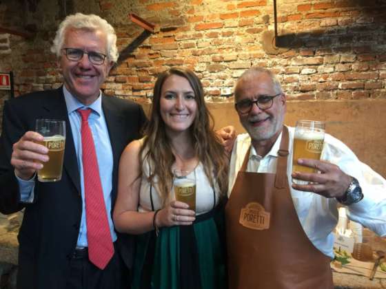 Brindisi inaugurale con Alberto Frausin, Serena Savoca e Flavio Boero.