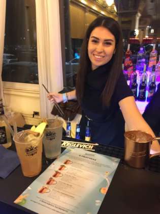 Presentazione dei cocktail K-Fruit Mule