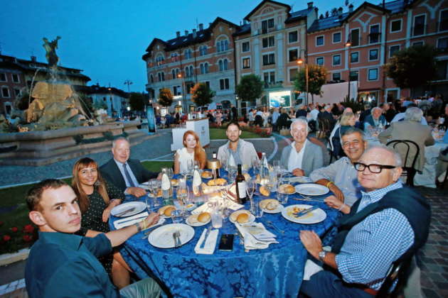 Tavolo ospiti con Cinzia Tosato