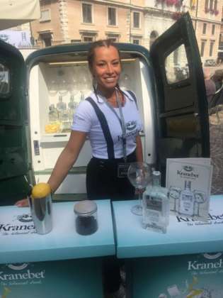 Degustazione pubblica di Kranebet in piazza Risorgimento