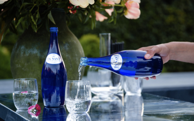 Servizio per Ty Nant Spring Water