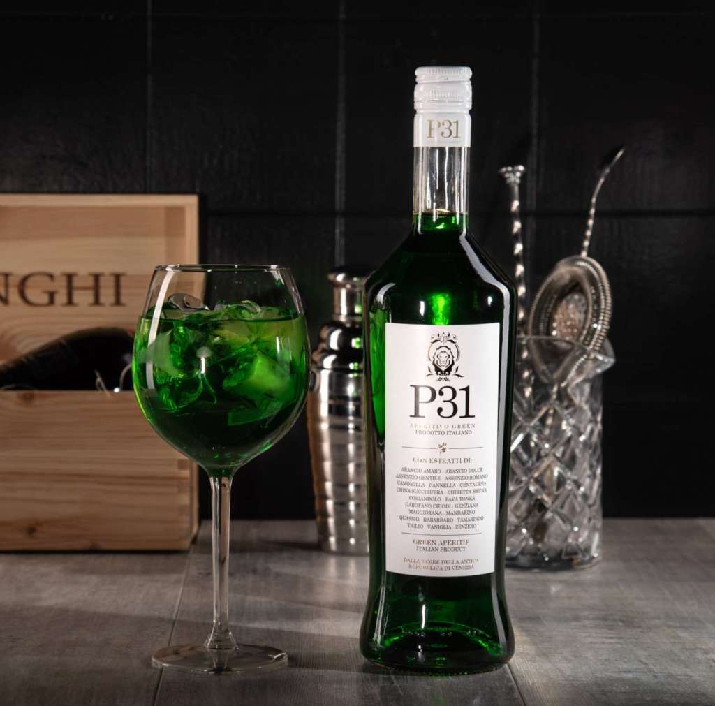 3P31 bottiglia e greenspritz