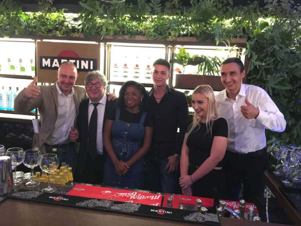 Manuel Greco, Maurizio Stocchetto; i neobartender Kelly, Pietro e Angelica; Stéphan Cluzet.