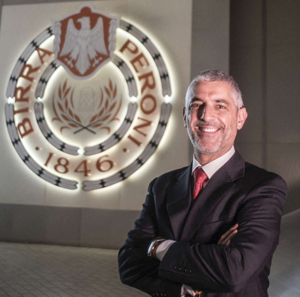 Dopo cinque anni di successi, Neil Kiely lascia la carica di amministratore delegato di Birra Peroni a Enrico Galasso, poroveniente dal settore dei beni di largo consumo.