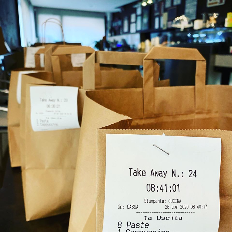 Sacchetti pronti per la consegna