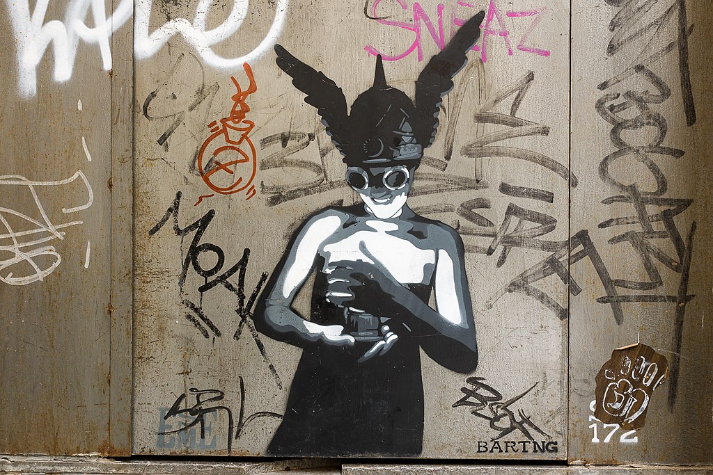 Un'opera di Sm172, street artist spagnolo. Questo graffiti si trova a Raval, uno dei centri delle notti di Barcellona