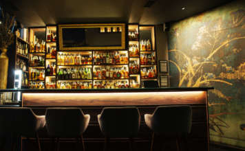 Oro whisky bar