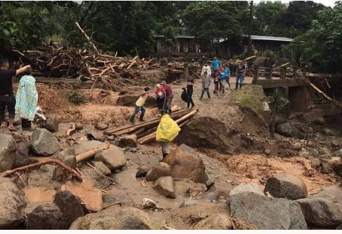 Un'immagine della zona devastata Un'immagine della zona devastata