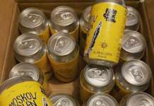 La scatola con le prime lattine de Il Mercante di Venezia prodotte in collaborazione con Al Quèrto di Bassano del Grappa