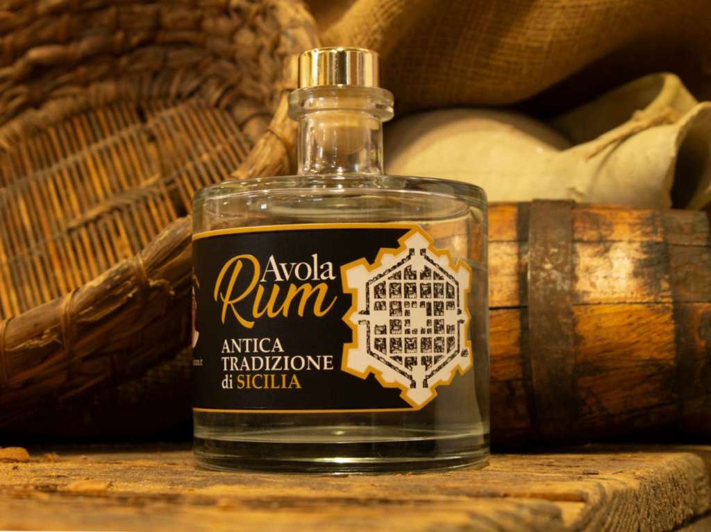 Avola Rum