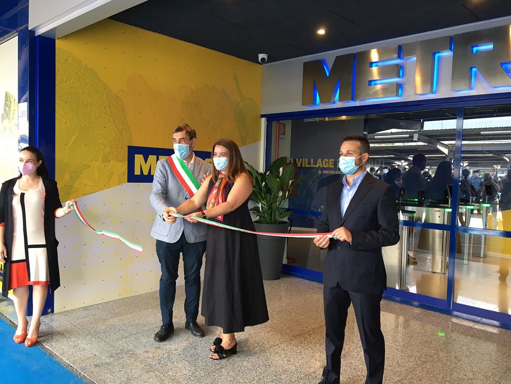 Inaugurazione Metro Village