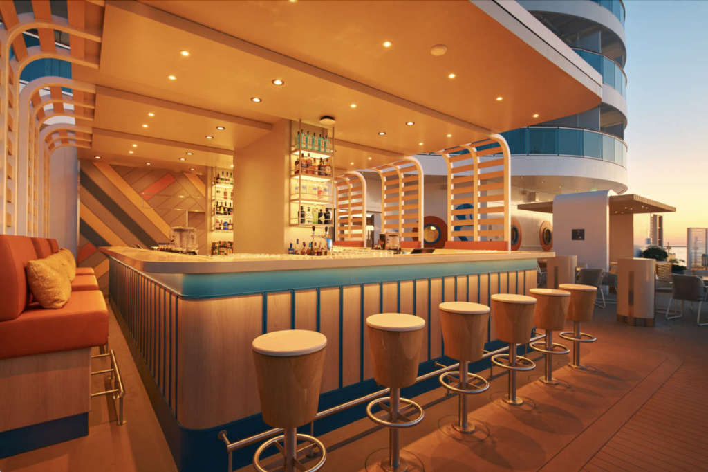 Costa Toscana Infinity Bar