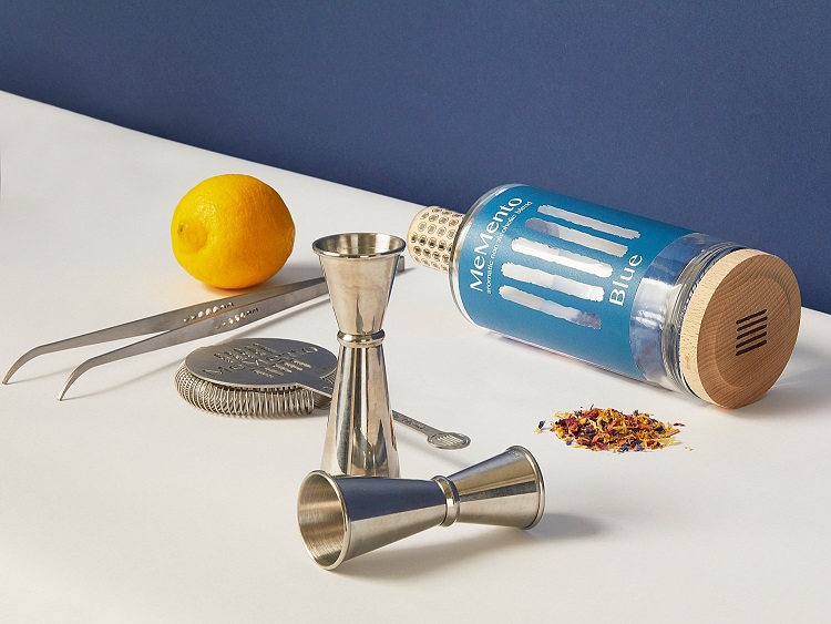 MeMento Blue - distillato analcolico Less is More competition