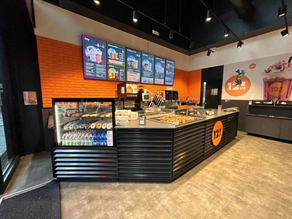 Il nuovo store 12oz di Napoli