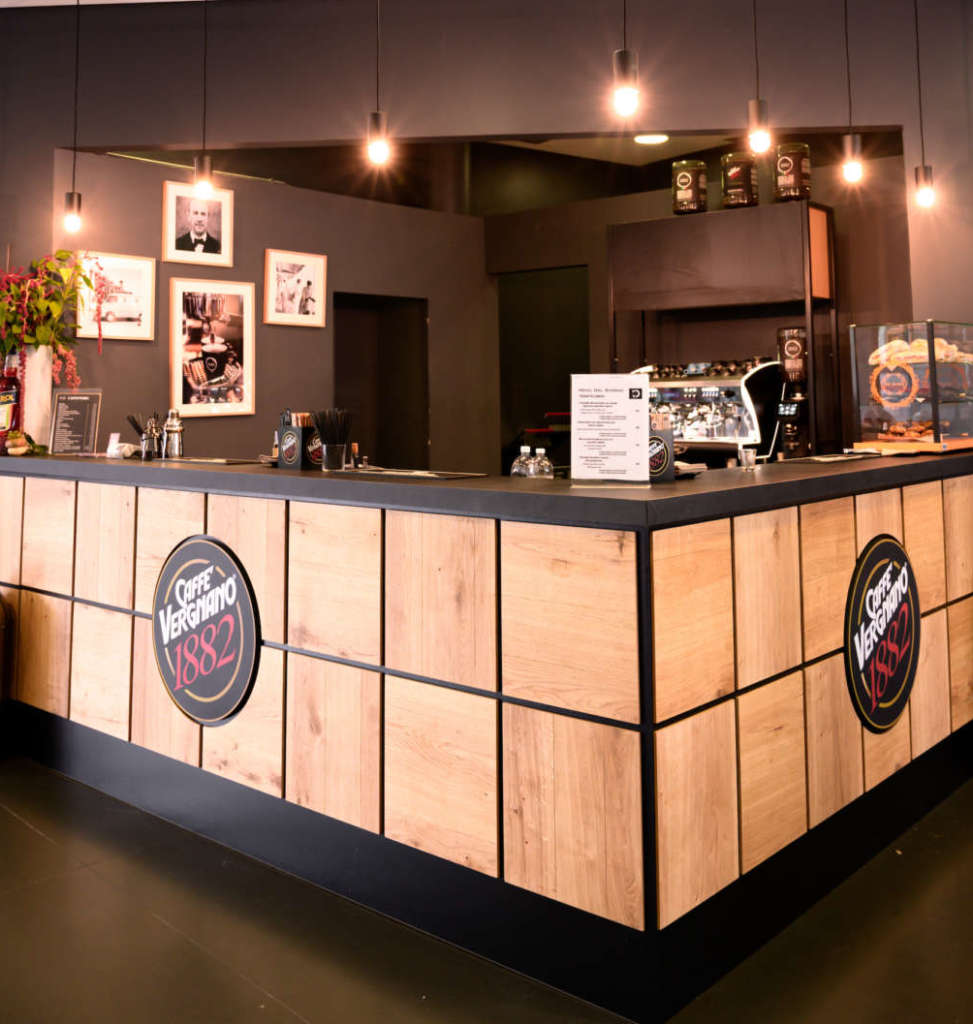 La caffetteria Vergnano all'interno di Mauto